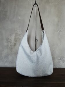 Sac porté épaule en laine bouillie blanche